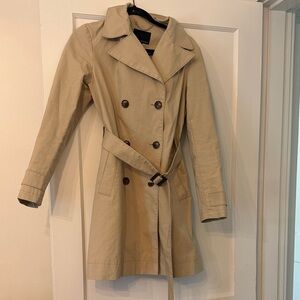Banana Republic Classic Women's Trench Coat - Khaki